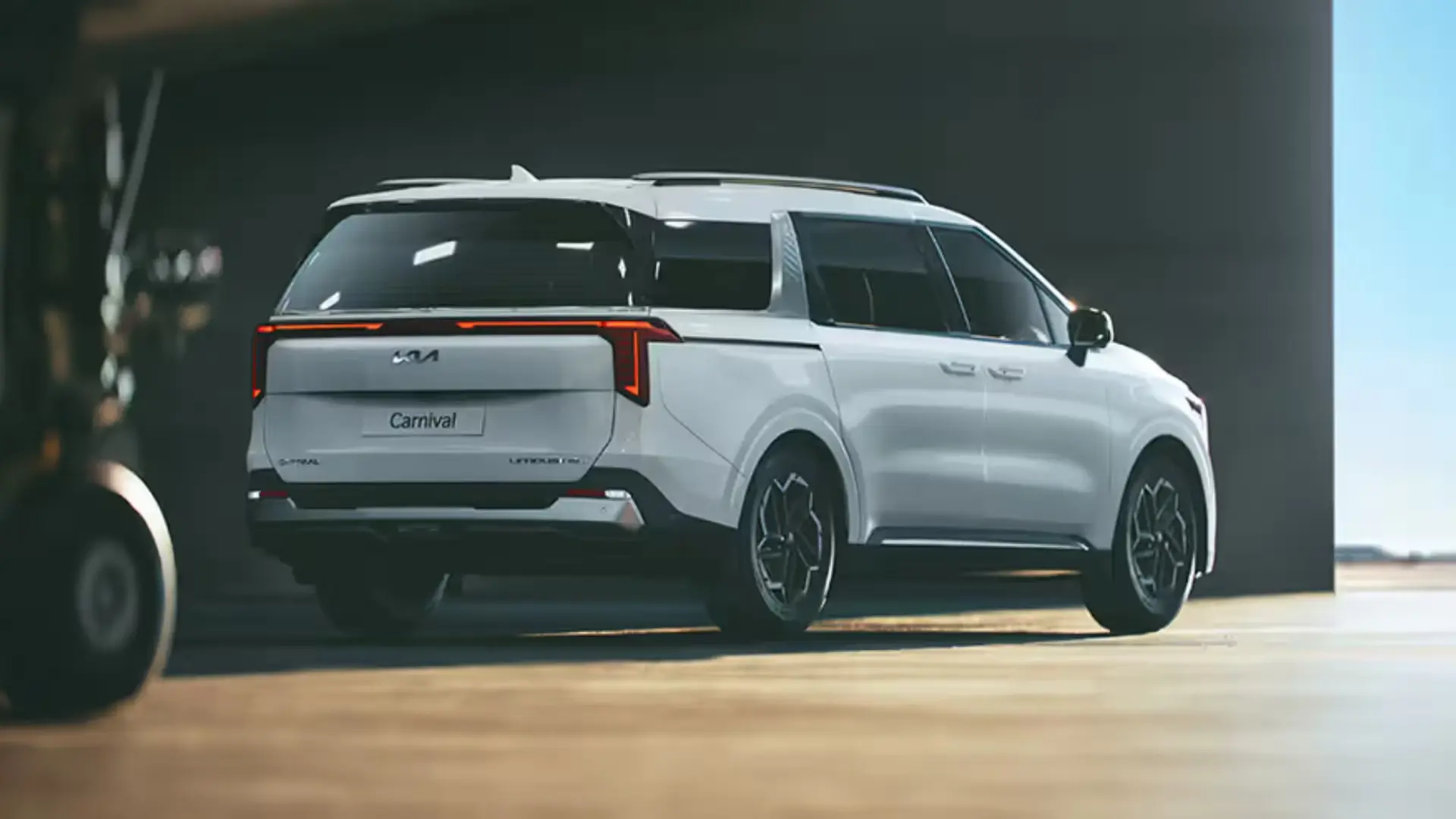 KIA Carnival - Image 7
