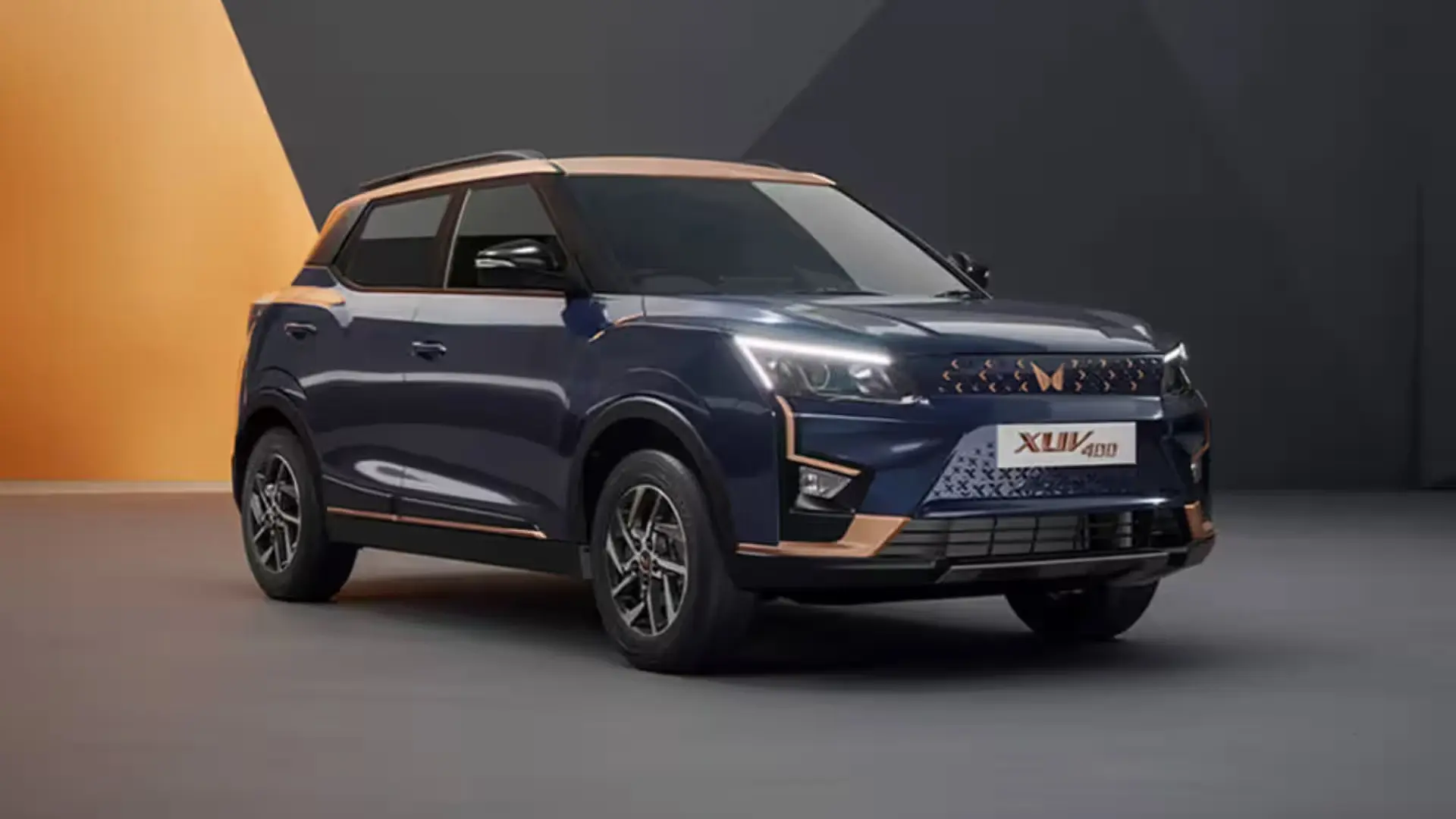 Mahindra XUV400 - Image 10