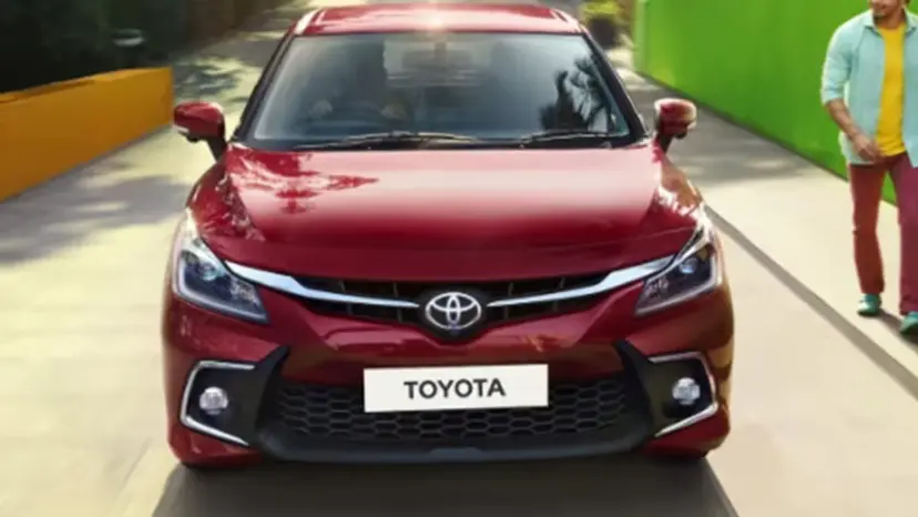 TOYOTA Glanza